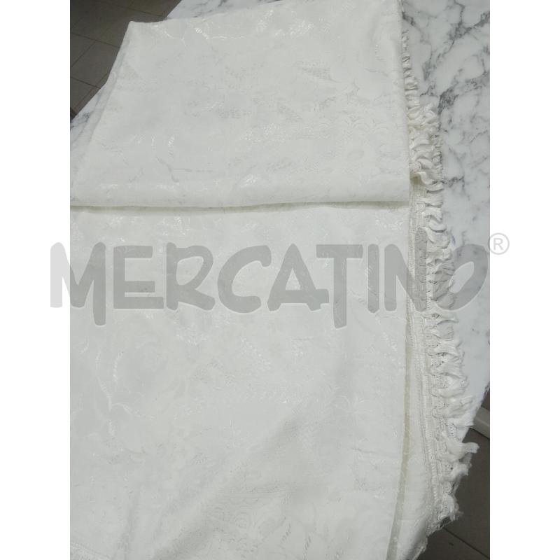 COPRI LETTO MATR. BIANCO EFFETTO DAMASCATO | Mercatino dell'Usato Benevento 1