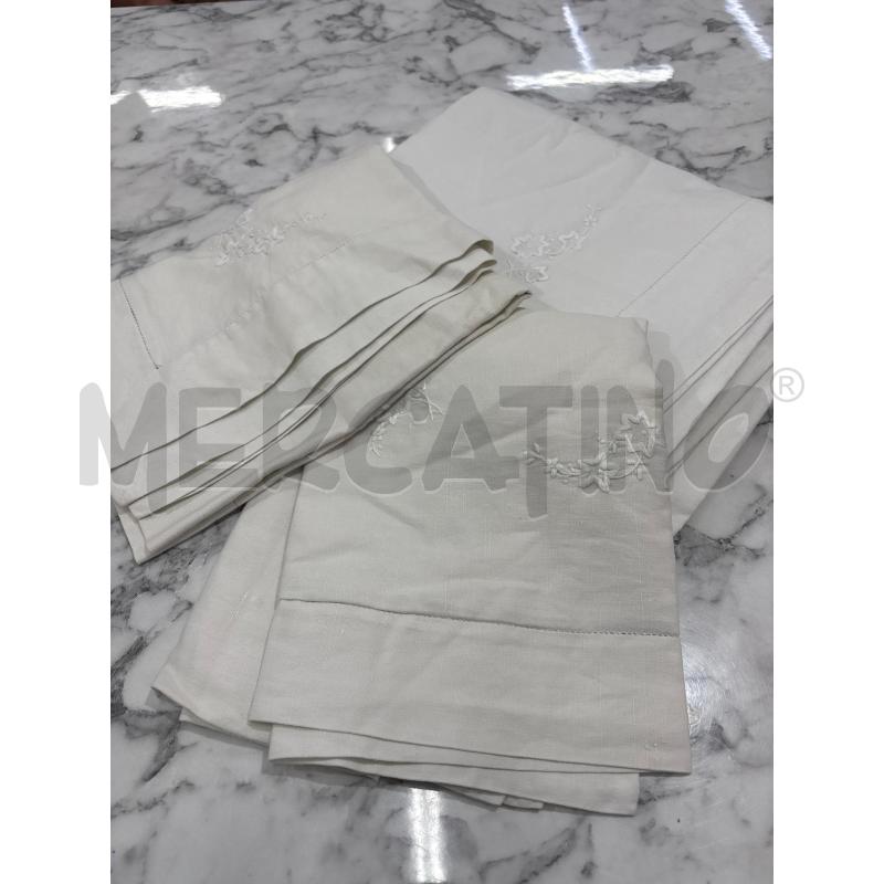 COPRI LETTO + 2 FEDERE BIANCO RICAMO FIORI | Mercatino dell'Usato Benevento 1