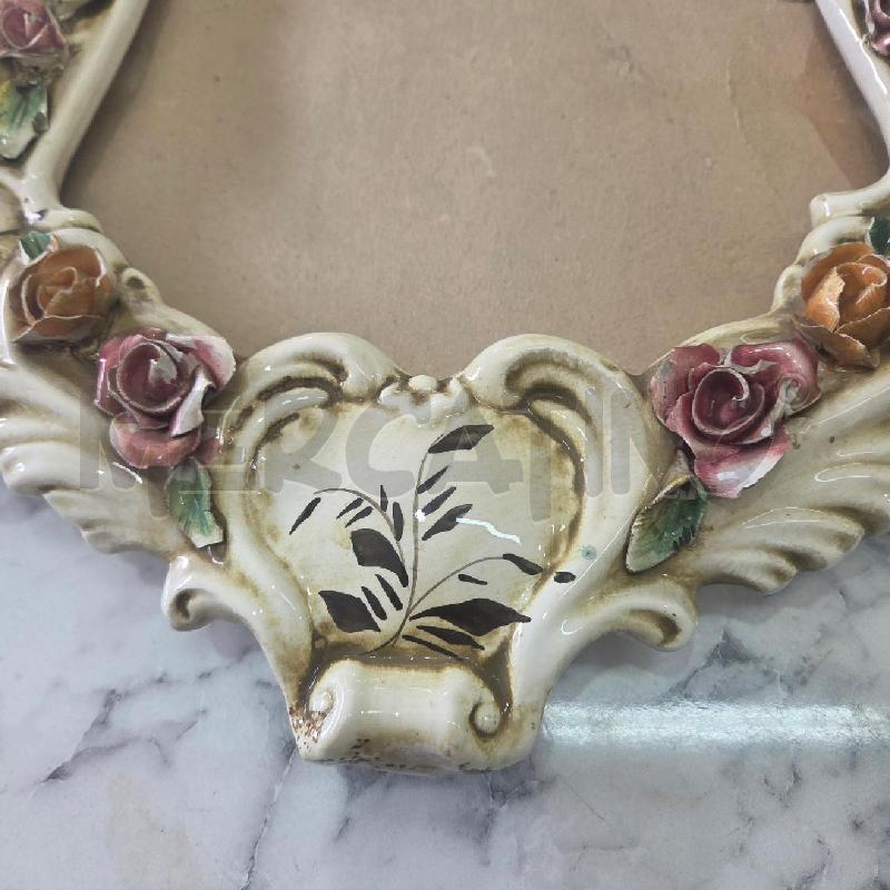 CORNICE CER BIANCA FIORELLINI COLORATI  | Mercatino dell'Usato Benevento 3