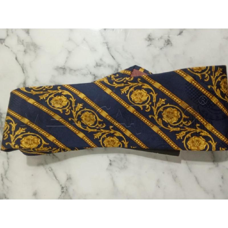 CRAVATTA CHRISTIAN DIOR BLU INS DORATA | Mercatino dell'Usato Benevento 1