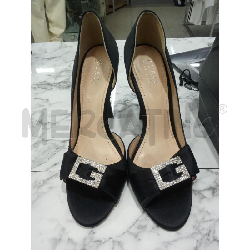 DECOLLETE PUNTATO NERO GUESS DETTAGLIO STRASS | Mercatino dell'Usato Benevento 2