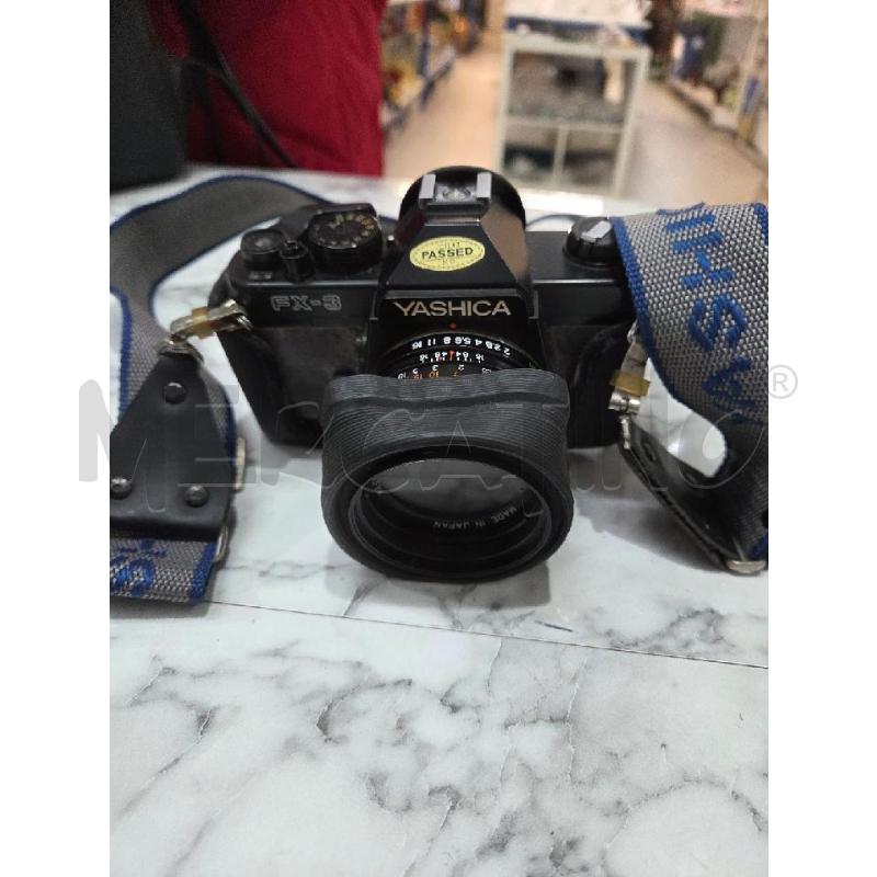 FOTOCAMERA NERA YASCHICA FX-3 CON ACCESSORI | Mercatino dell'Usato Benevento 3