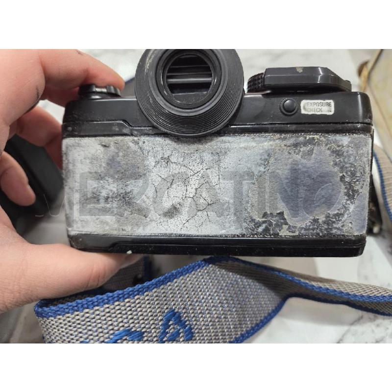 FOTOCAMERA NERA YASCHICA FX-3 CON ACCESSORI | Mercatino dell'Usato Benevento 4