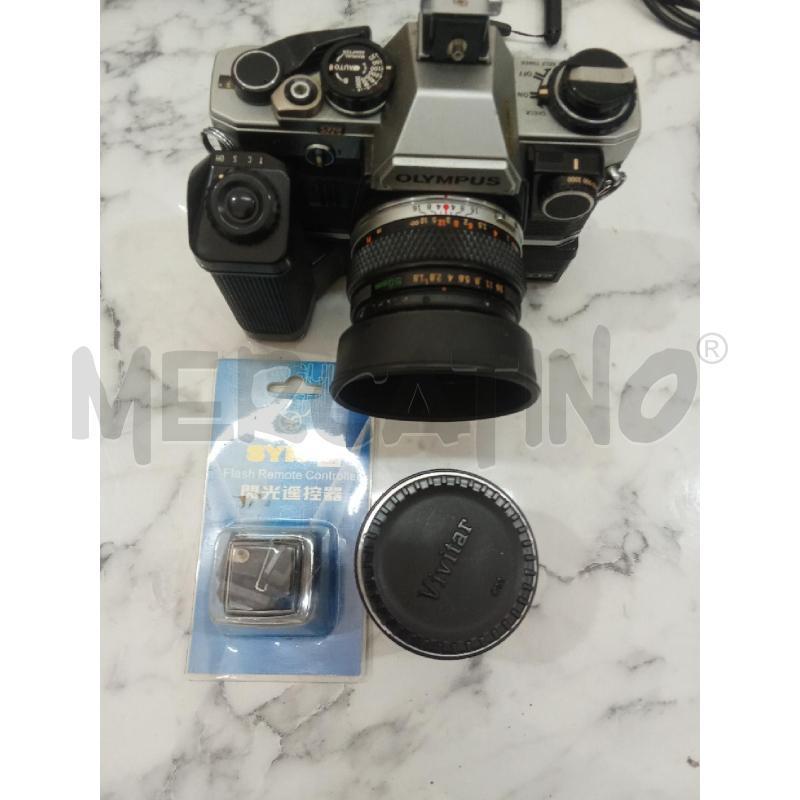 FOTOCAMERA OLYMPUS GRIGIA NERA OM10+DUPLICATORE DI FOCALE | Mercatino dell'Usato Benevento 1