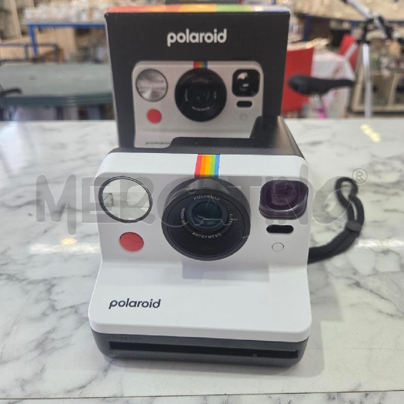 FOTOCAMERA POLAROID INSTANT CAMERA BIANCA NERA | Mercatino dell'Usato Benevento 1