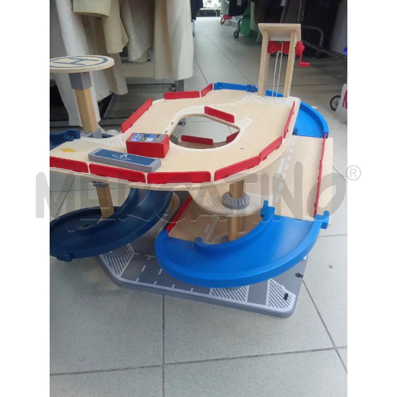 GIOCO GARAGE IN LEGNO IKEA  | Mercatino dell'Usato Benevento 2