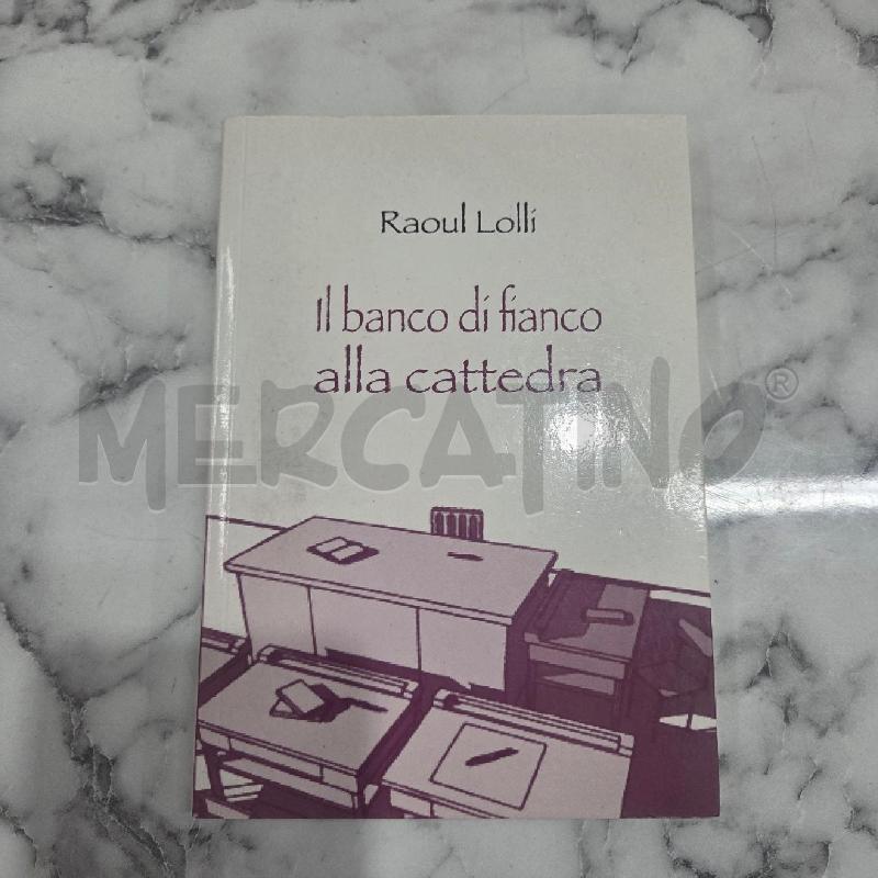 IL BANCO DI FIANCO ALLA CATTEDRA | Mercatino dell'Usato Benevento 1