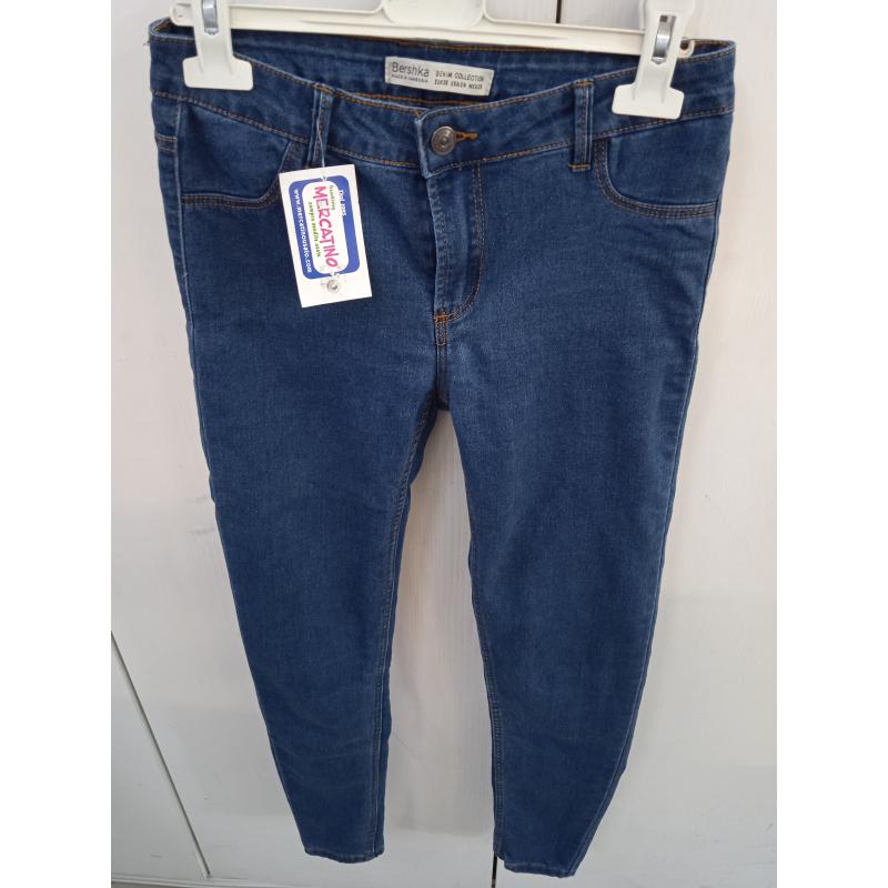 JEANS DONNA BERSHKA | Mercatino dell'Usato Benevento