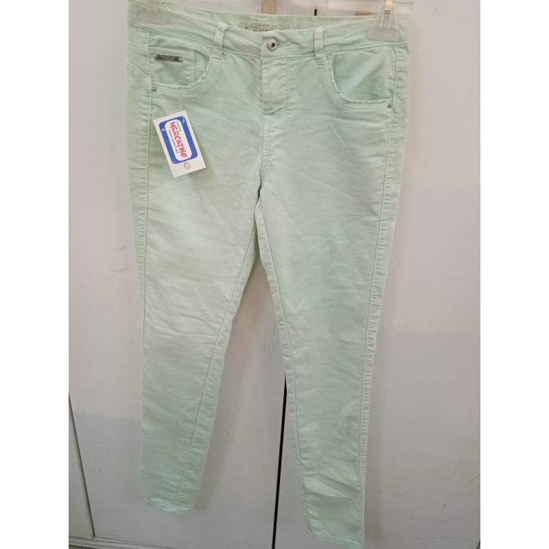 JEANS DONNA VERDE CHIARO BERSHKA | Mercatino dell'Usato Benevento