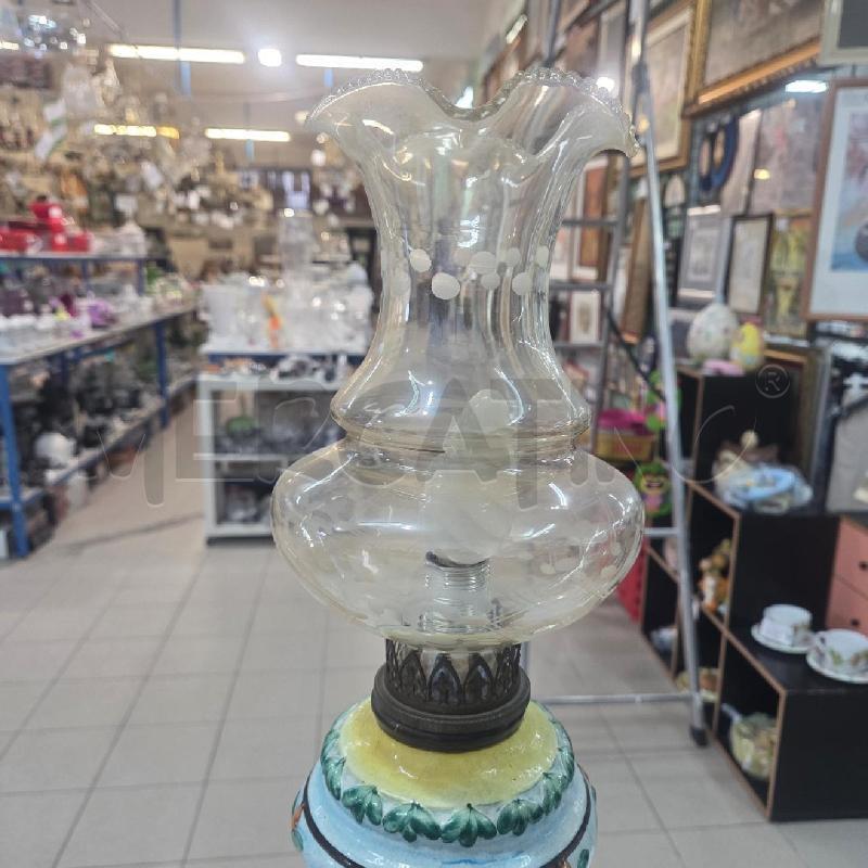 LAMPADA BASE DORATA CER GIALLA AZZURRA CALOTTA VETRO | Mercatino dell'Usato Benevento 3