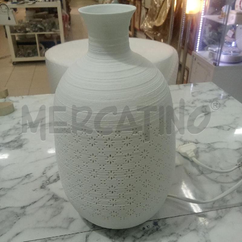 LAMPADA CER BIANCA FIORELLINI FORATI  | Mercatino dell'Usato Benevento 1