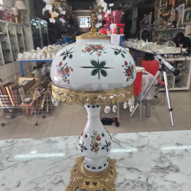 LAMPADA CER BIANCA INS FIORI VETRO VERDE INTERNO | Mercatino dell'Usato Benevento 1