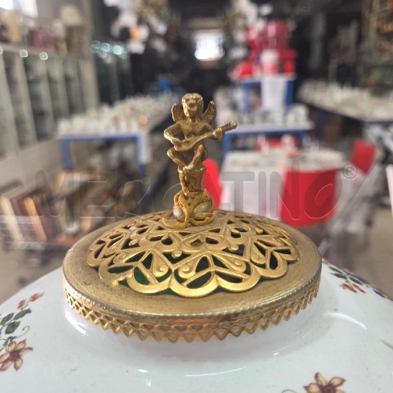 LAMPADA CER BIANCA INS FIORI VETRO VERDE INTERNO | Mercatino dell'Usato Benevento 3