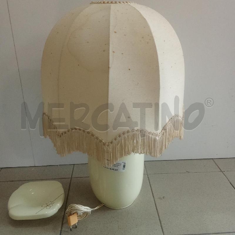 LAMPADA CER GIALLA FIOCCO DORATO CALOTTA STOFFA | Mercatino dell'Usato Benevento 1
