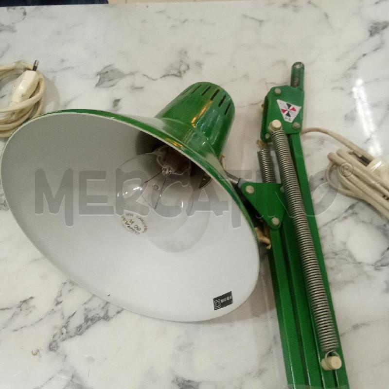LAMPADA DA SCRIVANIA VERDE CON GANCIO VINTAGE | Mercatino dell'Usato Benevento 1