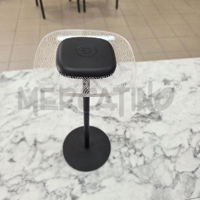 LAMPADA NERA BASE QUADRATA TRASPARENTE DISEGNI ARCHI BIANCHI AIGOSTAR | Mercatino dell'Usato Benevento 1