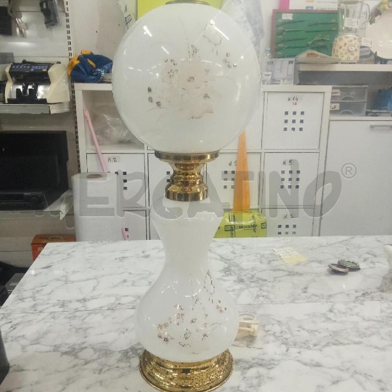LAMPADA VETRO BASE DORATA FIORI MARRONI CALOTTA TONDA VETRO | Mercatino dell'Usato Benevento 1
