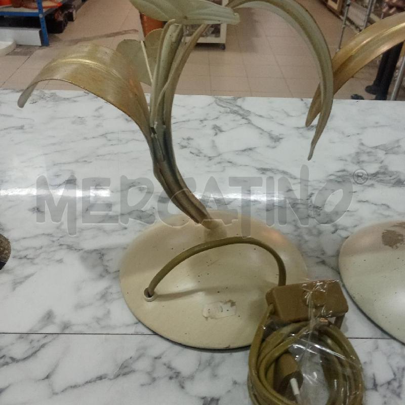 LAMPADE PZ. COPPIA FERRO BATTUTO BIANCO FOGLIE  | Mercatino dell'Usato Benevento 2