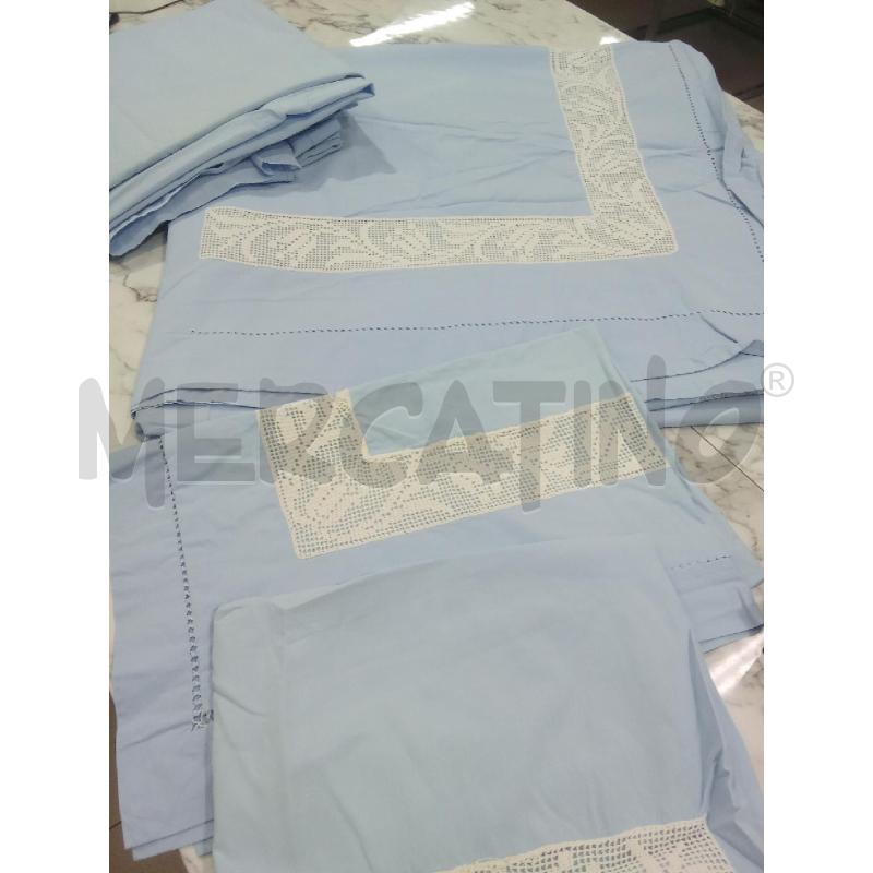 LENZUOLO MATRIMONIALE AZZURRO CON INSERZIONE BIANCO RICAMO | Mercatino dell'Usato Benevento 1