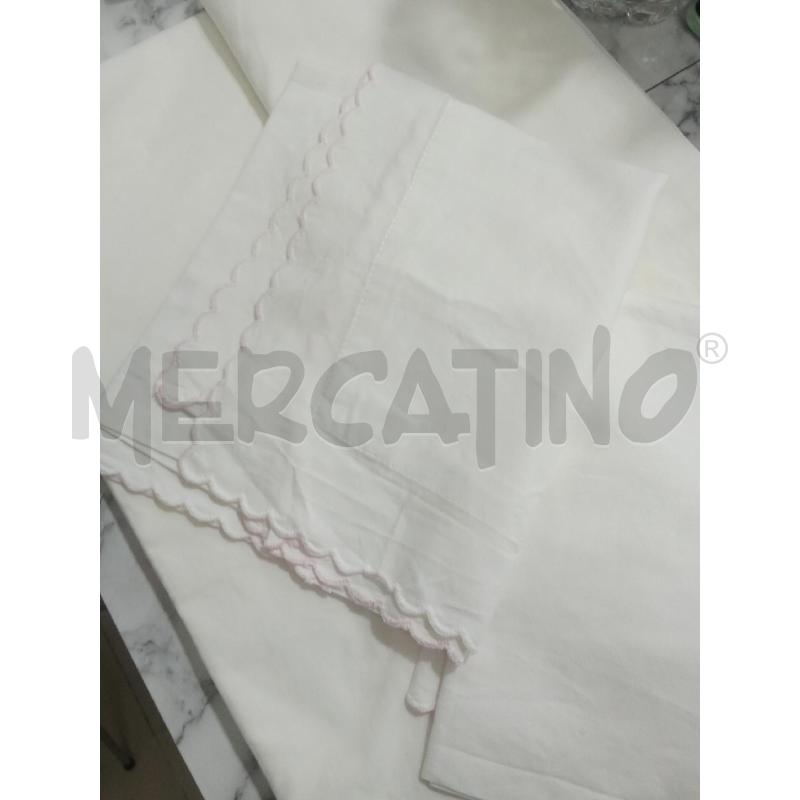 LENZUOLO MATRIMONIALE BIANCO+2FEDERE CON FIORI ROSA | Mercatino dell'Usato Benevento 3