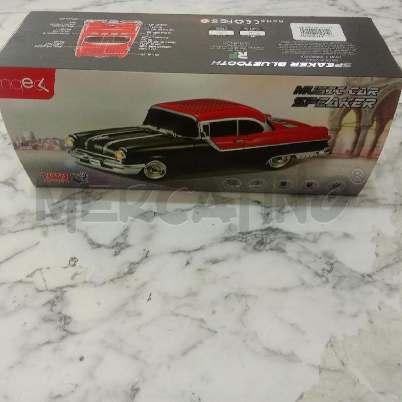 MACCHINA RADIO SOPRAMMOBILE ROSSA NERA  | Mercatino dell'Usato Benevento 1