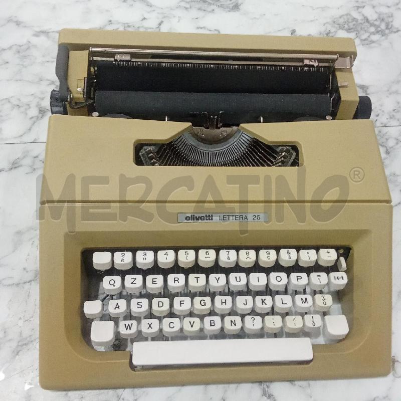 MACCHINA SCRIVERE OLIVETTI LETTERA 25 BEIGE | Mercatino dell'Usato Benevento 1