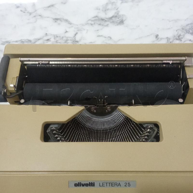 MACCHINA SCRIVERE OLIVETTI LETTERA 25 BEIGE | Mercatino dell'Usato Benevento 2