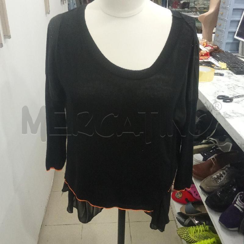 MAGLIA DONNA NERA FILO ARANCIO ATOS LOMBARDINI | Mercatino dell'Usato Benevento 1