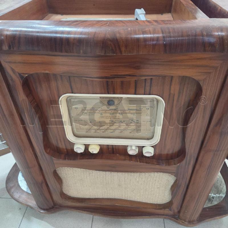 MOBILETTO GIRADISCHI ANNI 50 MARRONE DA SISTEMARE | Mercatino dell'Usato Benevento 2