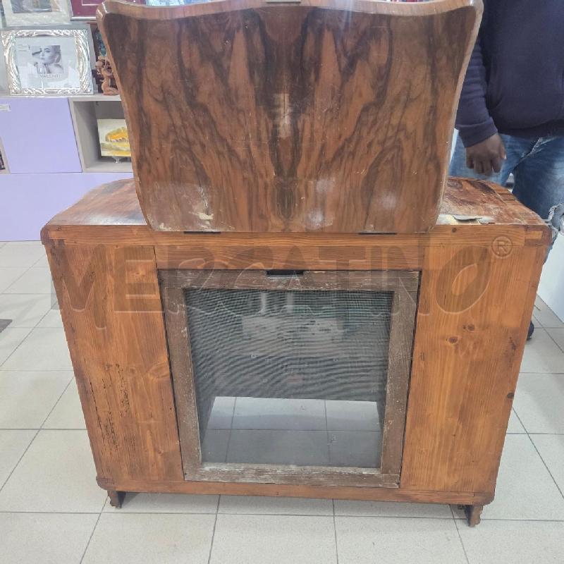 MOBILETTO GIRADISCHI ANNI 50 MARRONE DA SISTEMARE | Mercatino dell'Usato Benevento 4
