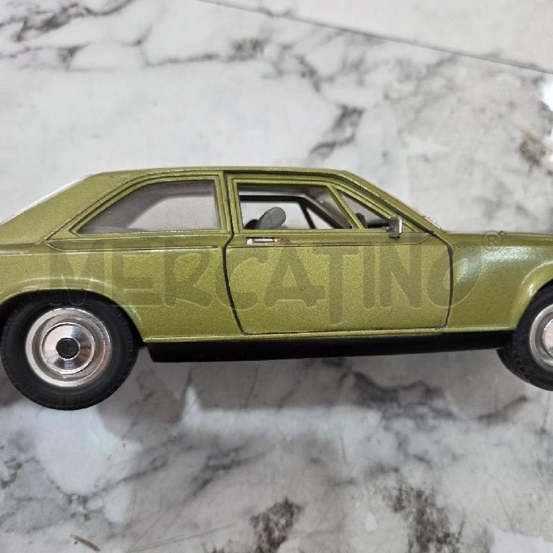 MODELLINO AUTO ROLLS ROYCE SCALA 1:22 BURAGO VERDE | Mercatino dell'Usato Benevento 5