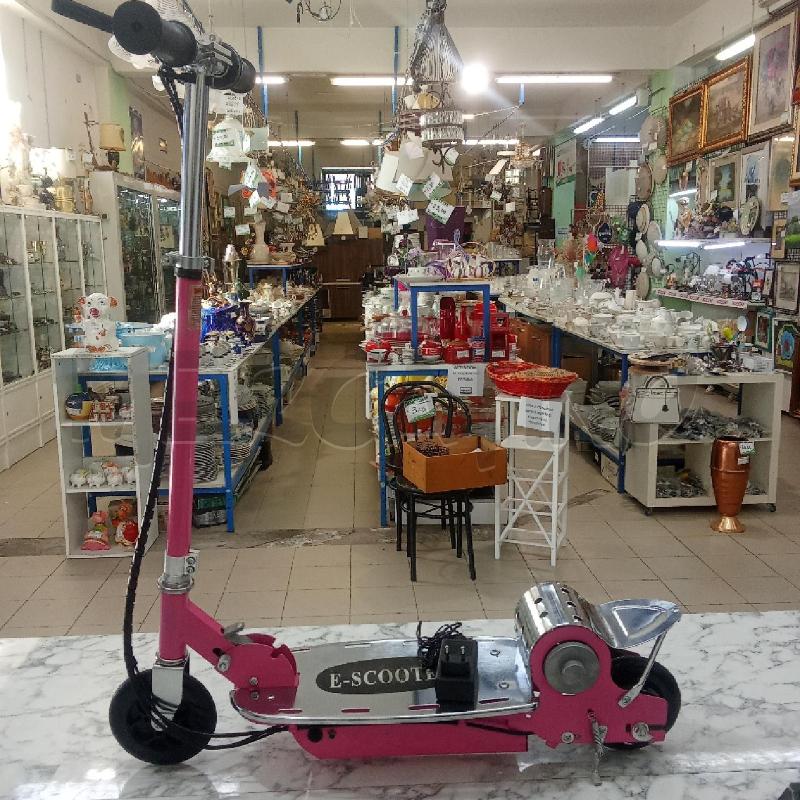 MONOPATTINO ELETTRICO X BAMBINI ROSA ESCOOTER | Mercatino dell'Usato Benevento 1