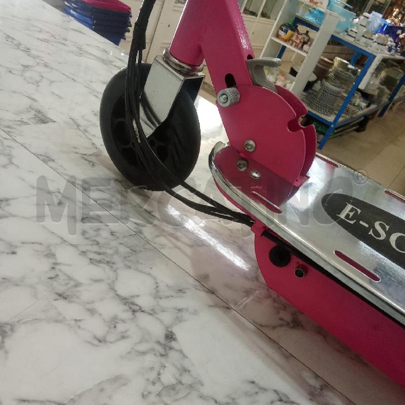 MONOPATTINO ELETTRICO X BAMBINI ROSA ESCOOTER | Mercatino dell'Usato Benevento 3
