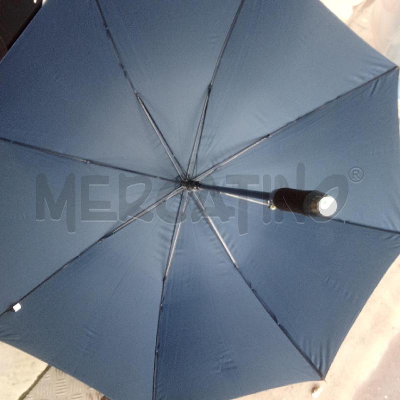 OMBRELLO BLU FERRÈ MILANO | Mercatino dell'Usato Benevento 5