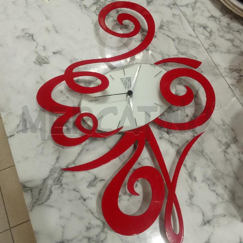 OROLOGIO DA PARETE ROSSO NUMERI GRANDI ARTE E MISTERI | Mercatino dell'Usato Benevento 1