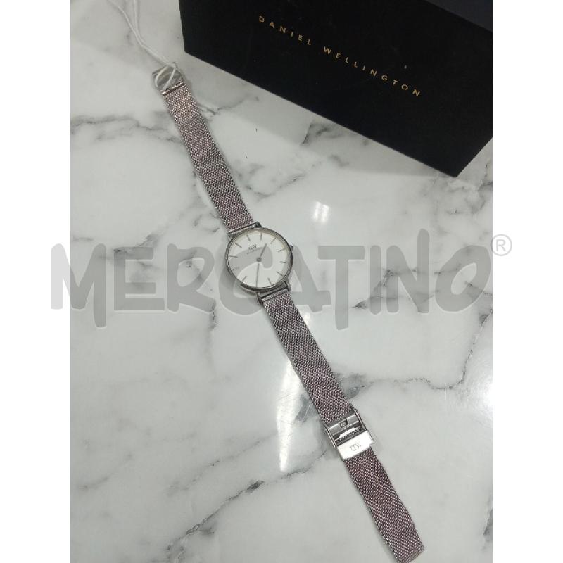 OROLOGIO DA POLSO GRIGIO QUADRANTE BIANCO DANIEL WELLINGTON | Mercatino dell'Usato Benevento 1