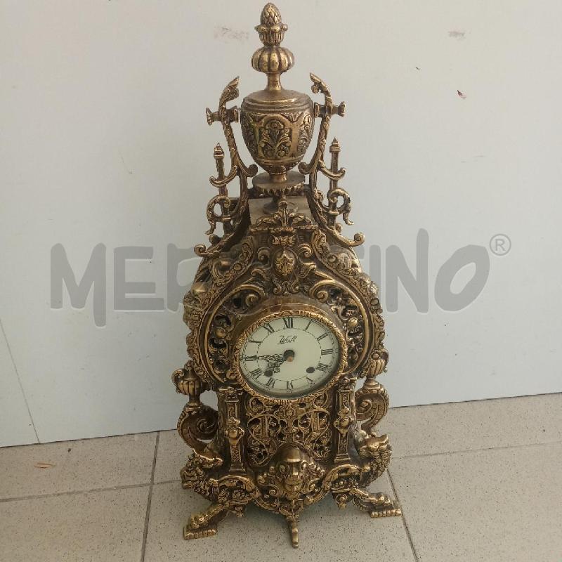 OROLOGIO DA TAVOLO DORATO STILE BAROCCO METALLO | Mercatino dell'Usato Benevento 1