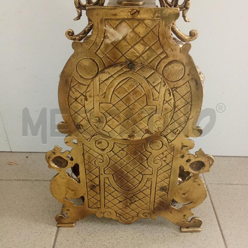 OROLOGIO DA TAVOLO DORATO STILE BAROCCO METALLO | Mercatino dell'Usato Benevento 4
