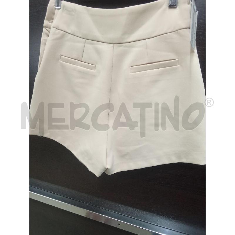 PANTALONCINO DONNA BEIGE BOTTONI DORATI NOSECRET | Mercatino dell'Usato Benevento 3