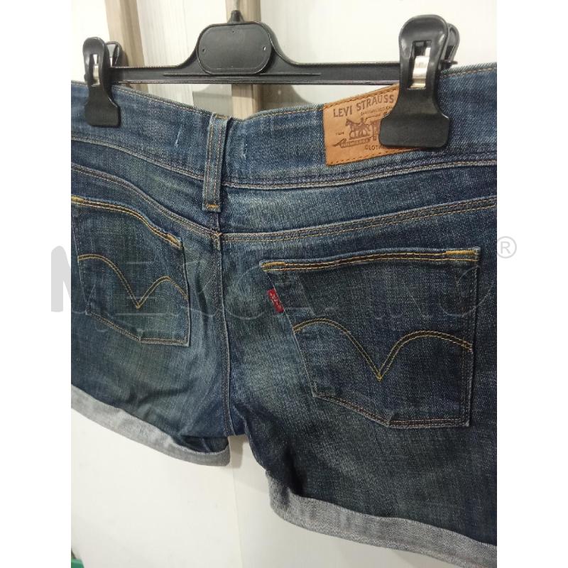 PANTALONCINO DONNA DENIM LEVIS SLIM FIT | Mercatino dell'Usato Benevento 3