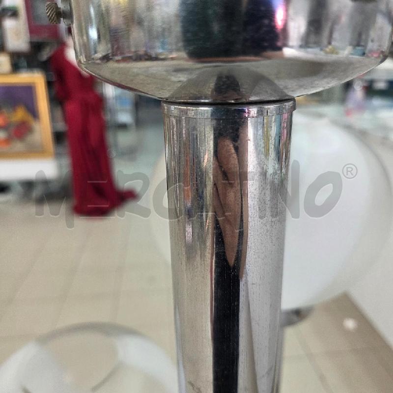 PIANTANA 3 LUCI VETRO CROMATO METALLO | Mercatino dell'Usato Benevento 4