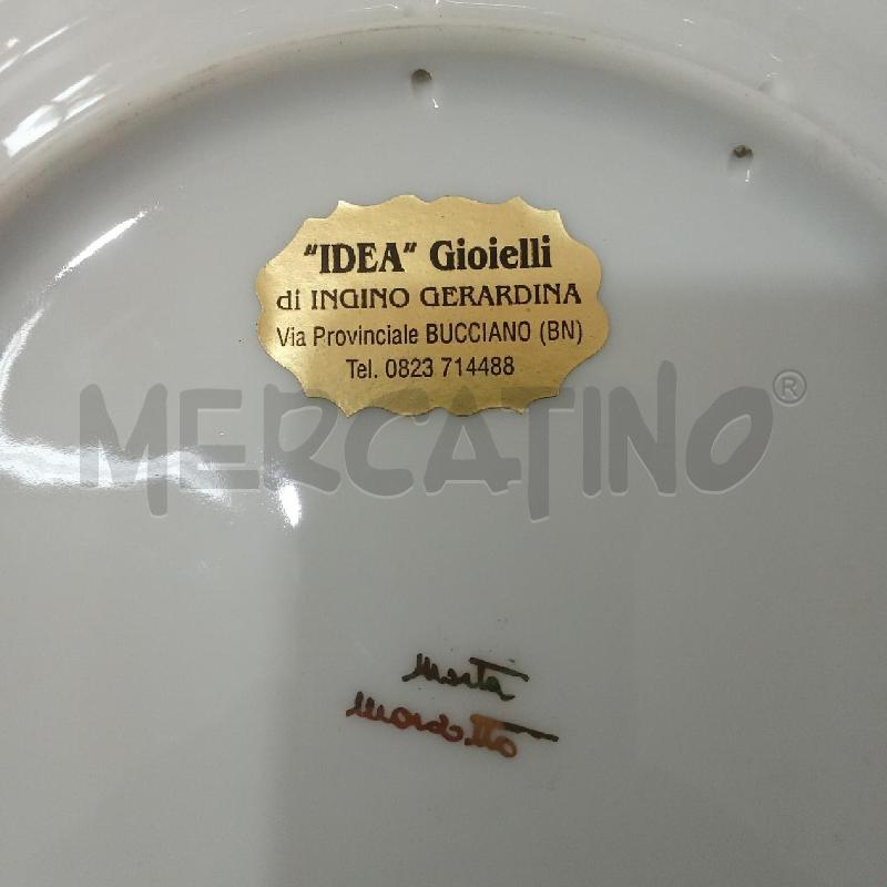 PIATTO PORCELLANA BLU DORATO MARTA MARZOTTO | Mercatino dell'Usato Benevento 5