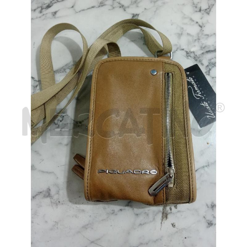 PORTA CELLULARE UOMO PIQUADRO BEIGE  | Mercatino dell'Usato Benevento 1