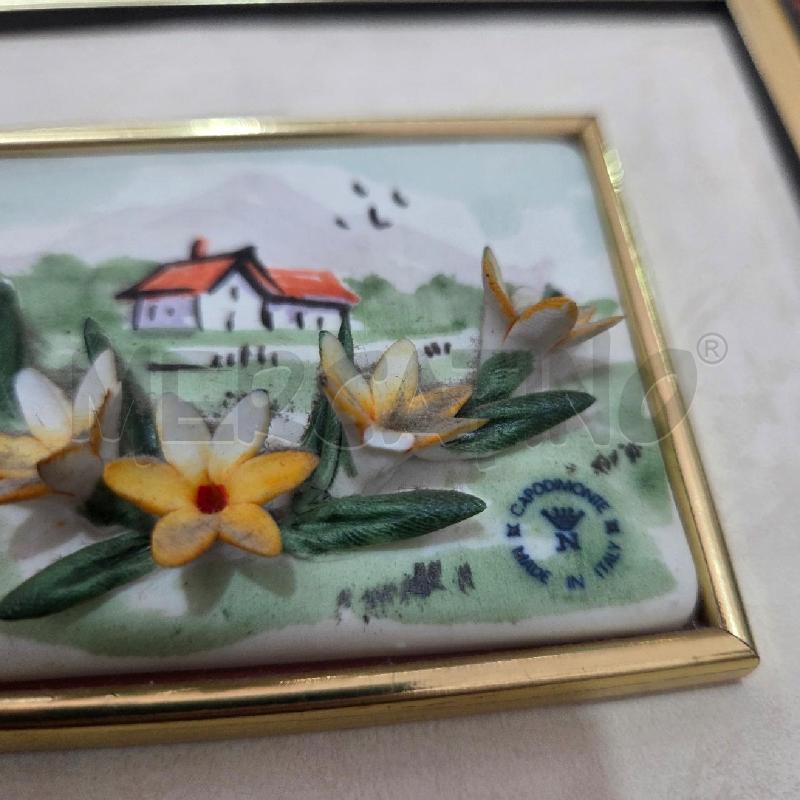 QUADRETTO C LEGNO CASETTA FIORELLINI CER RILIEVO CAPODIMONTE | Mercatino dell'Usato Benevento 3