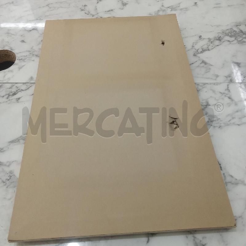 QUADRO C DORATA CON FOGLIE DONNA DI SCHIENA | Mercatino dell'Usato Benevento 3