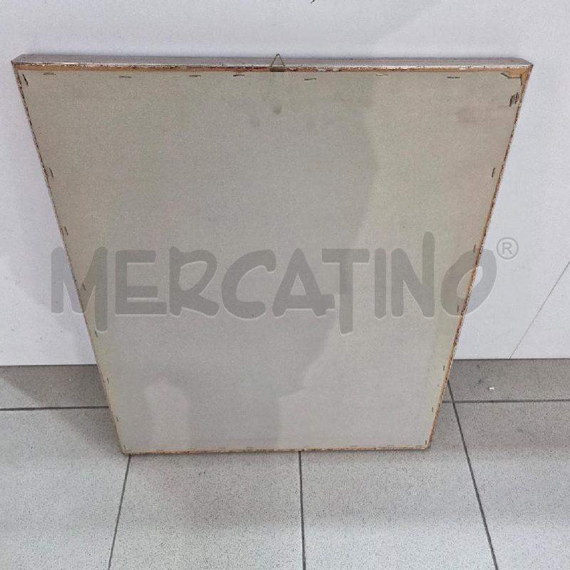 QUADRO C GRIGIA DORAATA FIORE SU SFONDO MARRONE | Mercatino dell'Usato Benevento 3