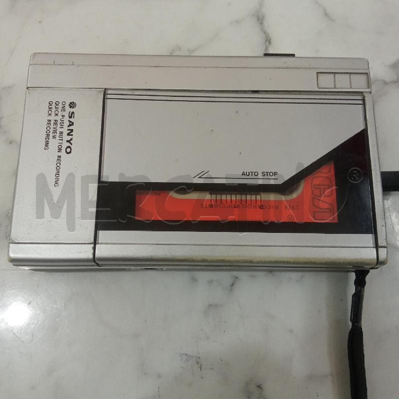 REGISTRATORE MANGIA CASSETTE GRIGIO SANYO CON CUFFIE | Mercatino dell'Usato Benevento 1