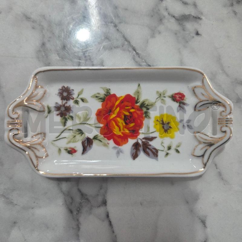 SALE E PEPE PORCELLANA ELEFANTINI BIANCHI FIORI ROYAL | Mercatino dell'Usato Benevento 3