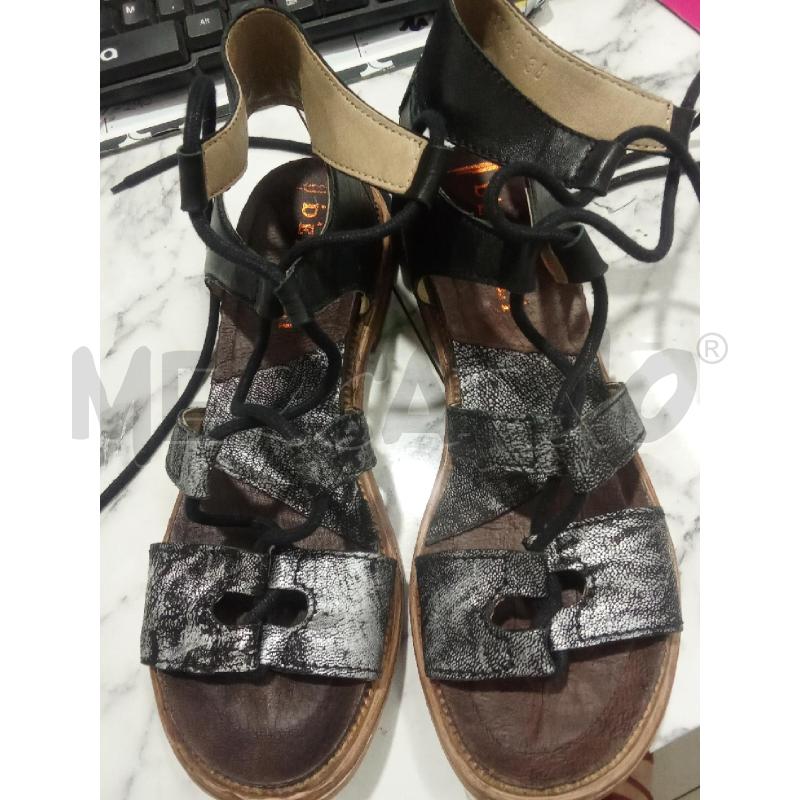 SANDALI DONNA NERI LACCI GRIGI LAMINATI DEI COLLI | Mercatino dell'Usato Benevento 1