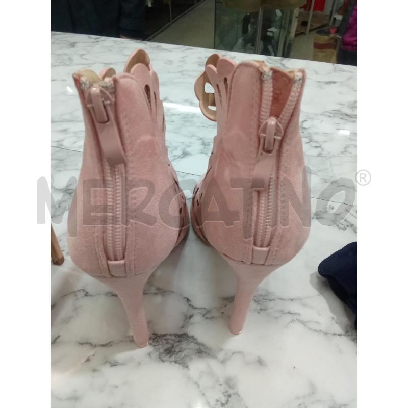 SANDALI DONNA ROSA TRAFORATI CON TACCO VICES | Mercatino dell'Usato Benevento 3